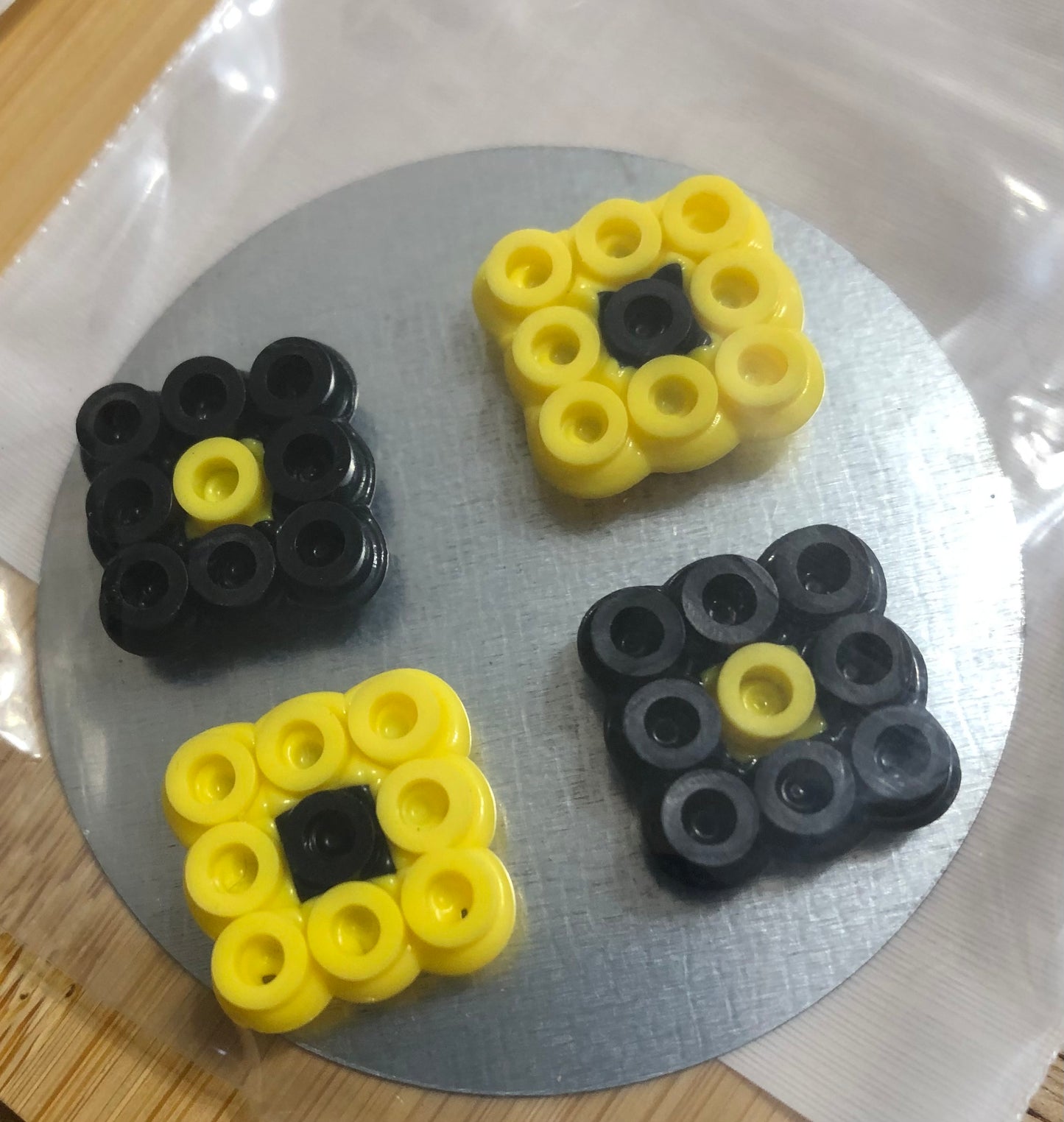 Mini Magnets Iowa Hawkeyes Set of 4