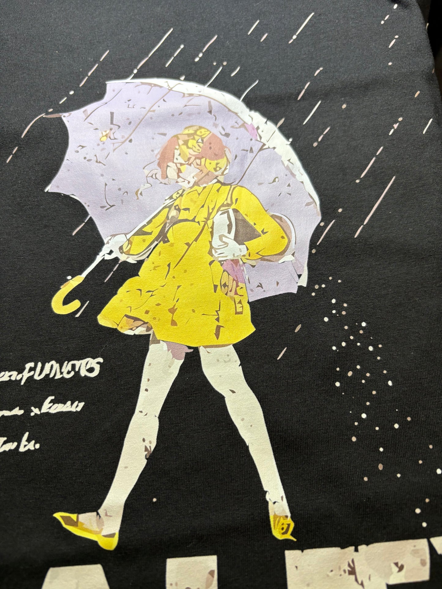 Salty tee black with yellow Size Large