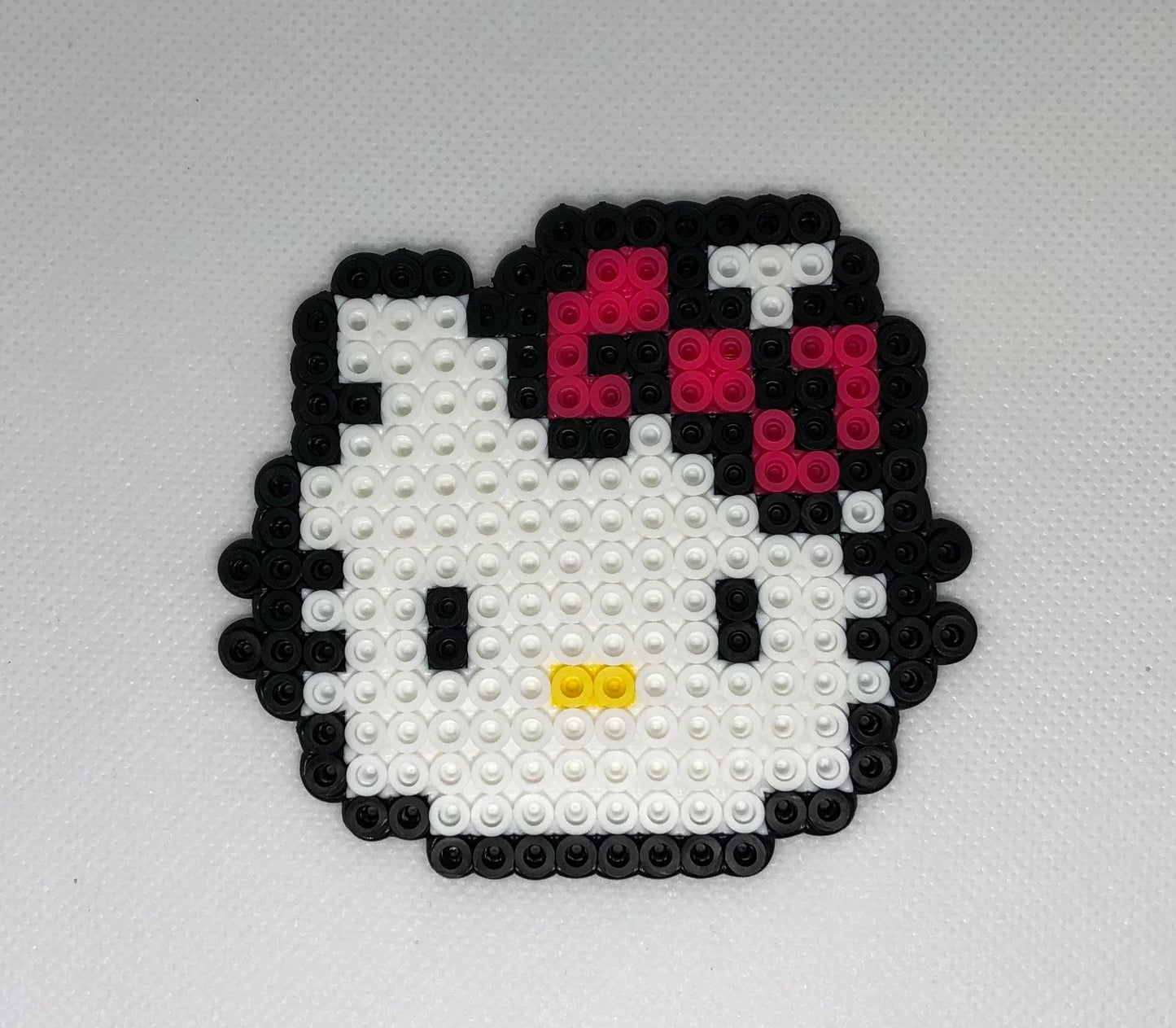 Hello Kitty Magnet