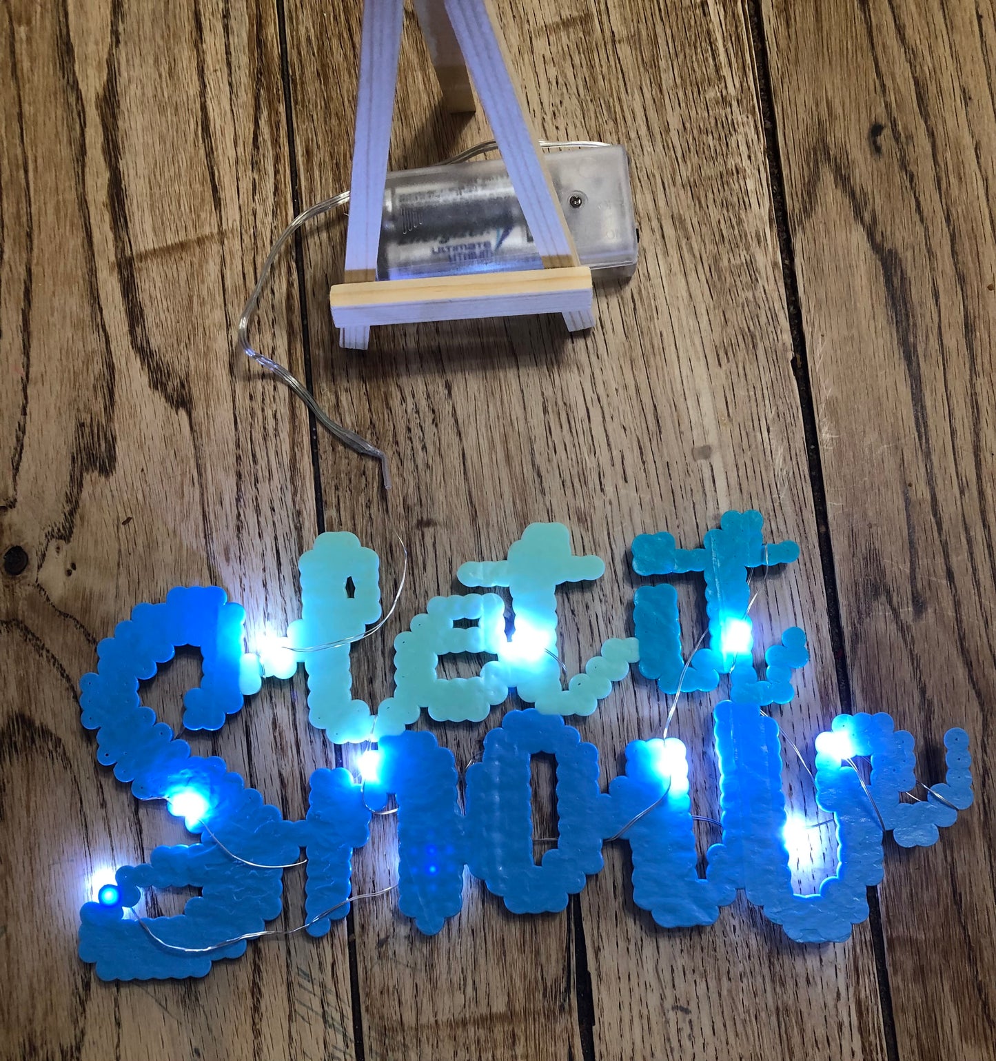 Light-up “Let it Snow” With Fairy Lights and Stand